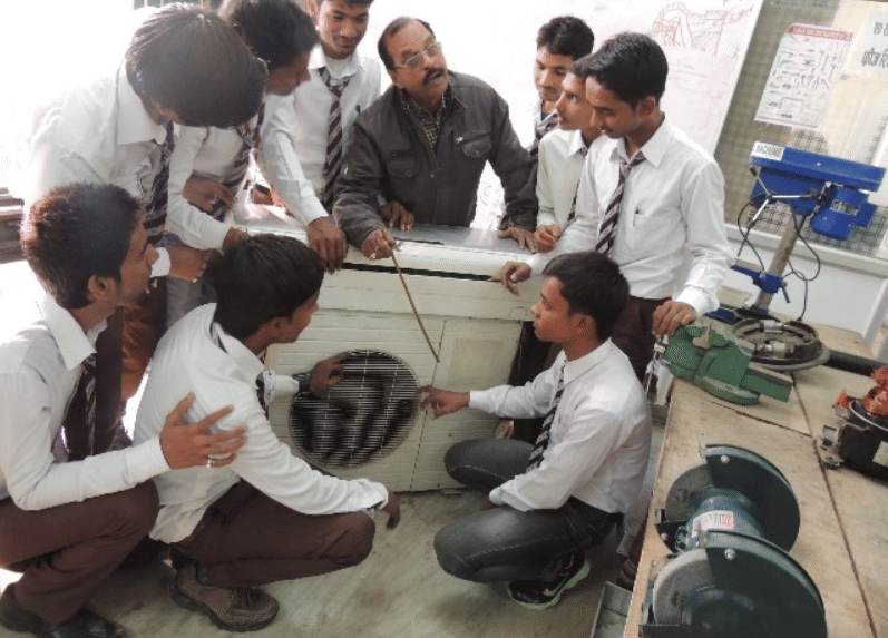 Gautam Buddha Technical Institute Labs photo 4